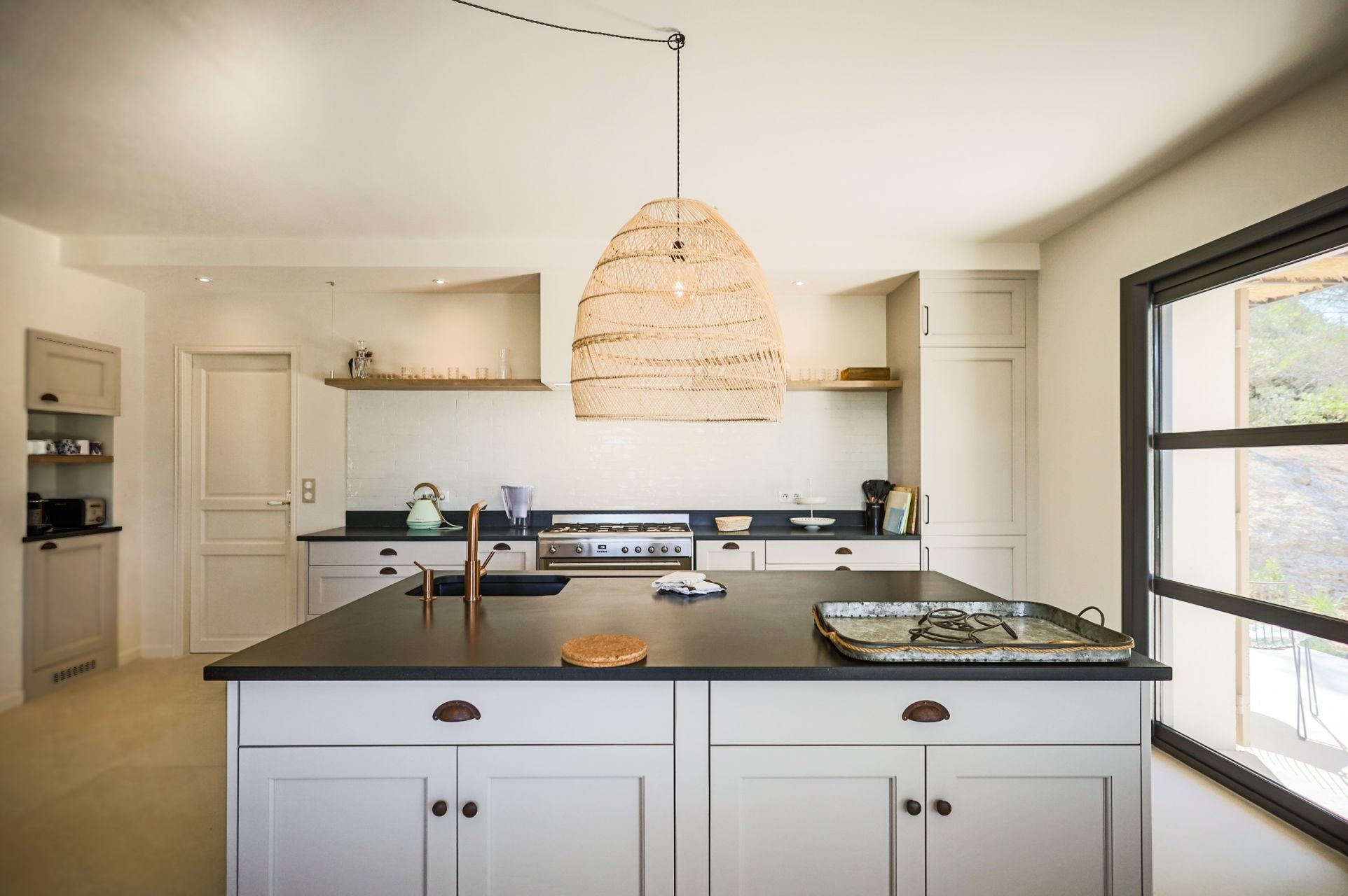 traditional house 7 Rooms for seasonal rent on BEAUMETTES (84220)