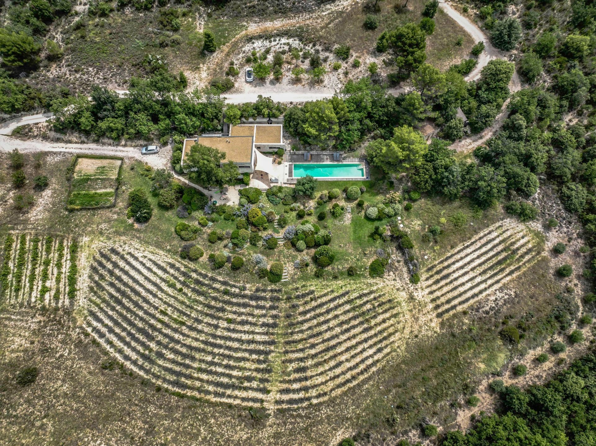 house 8 Rooms for seasonal rent on ST MARTIN DE CASTILLON (84750)