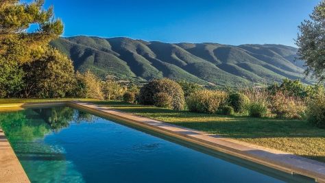 Rental House Saint-Martin-de-Castillon 8 Rooms 204 m²