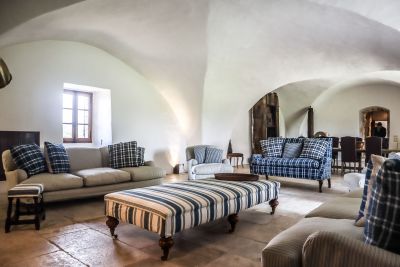 mas 14 Pièces en location saisonnière sur LOURMARIN (84160) Vacances Mas Lourmarin 14 Pièces 600 m²