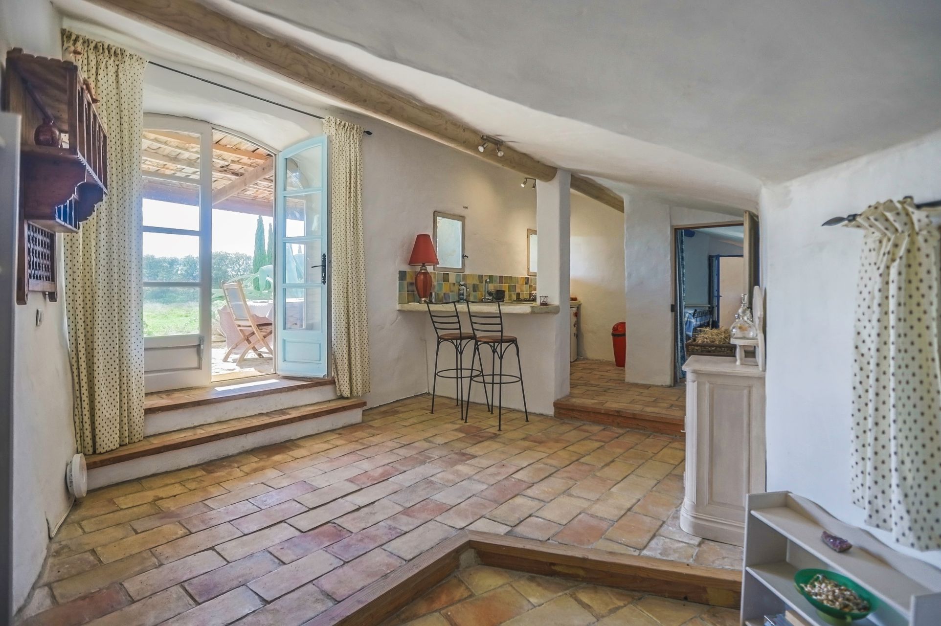 maison 12 Pièces en vente sur SAUMANE DE VAUCLUSE (84800)