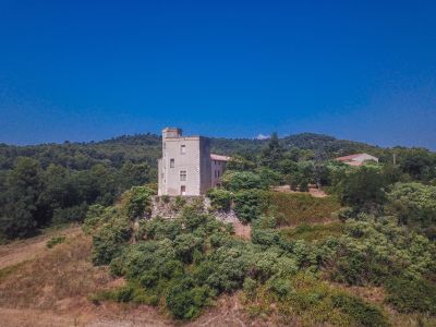 Sale Construction to be renovated Cucuron 20&nbsp;Rooms 1000&nbsp;m²