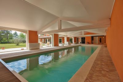 Vente Maison Roussillon 10&nbsp;Pièces 700&nbsp;m²