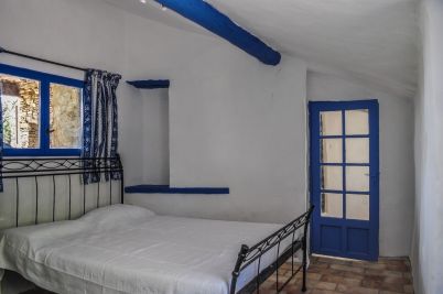 Vente Maison Saumane-de-Vaucluse 12&nbsp;Pièces 350&nbsp;m²
