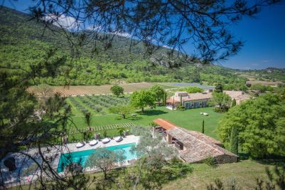 Sale Property Gordes 20&nbsp;Rooms 1000&nbsp;m²