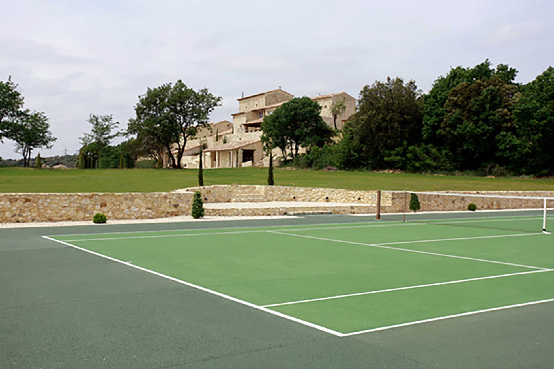 mas 14 Rooms for seasonal rent on ALES (30100)