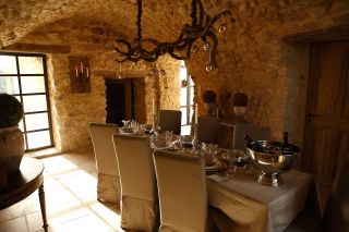 mas 14 Rooms for seasonal rent on ALES (30100)