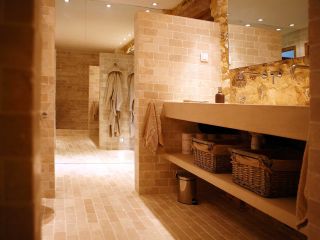 mas 14 Rooms for seasonal rent on ALES (30100)