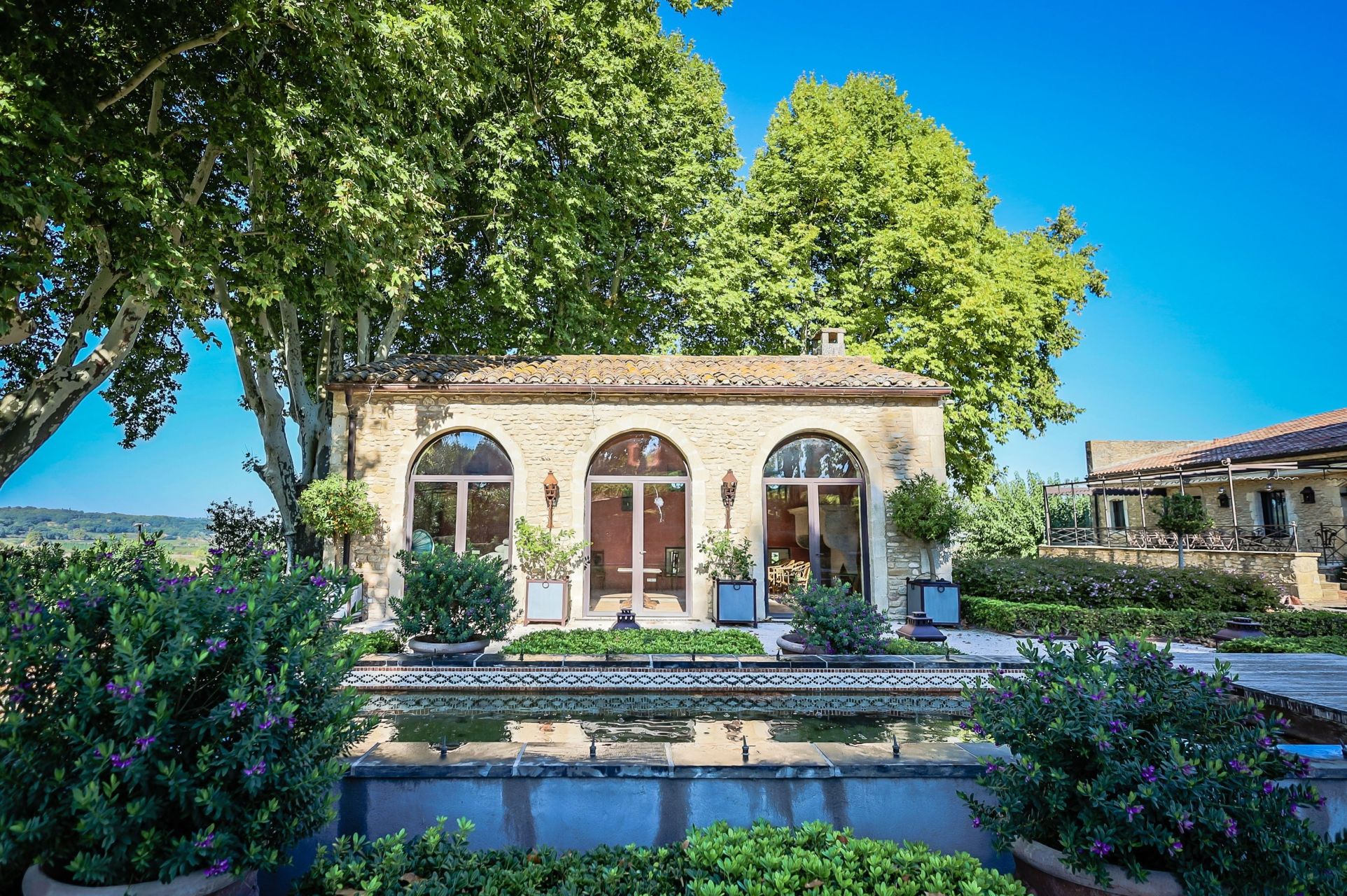 house 20 Rooms for seasonal rent on BONNIEUX (84480)