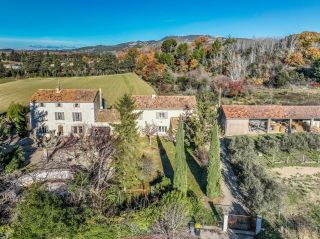 maison 17 Pièces en vente sur AUBIGNAN (84810)