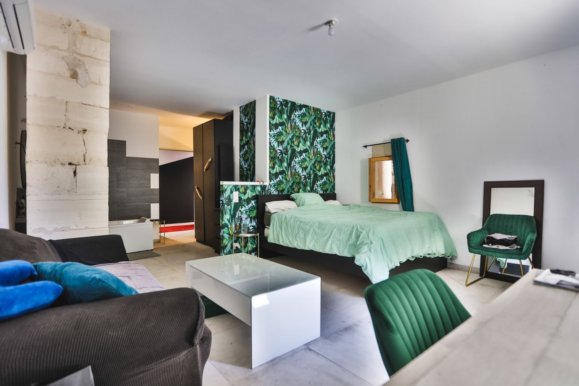 maison 11 Pièces en vente sur PERNES LES FONTAINES (84210)