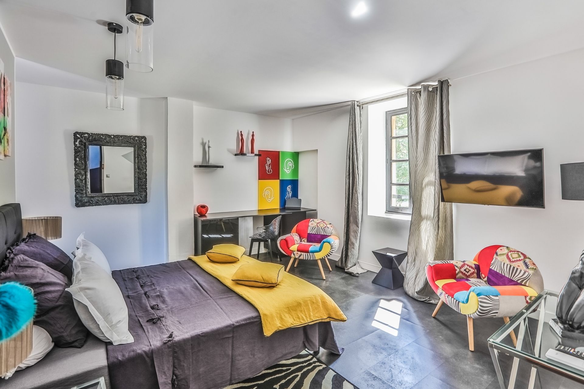 maison 11 Pièces en vente sur PERNES LES FONTAINES (84210)