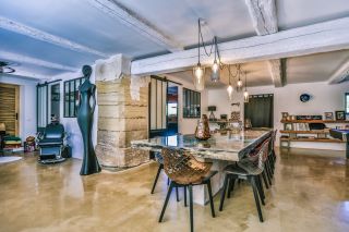 maison 11 Pièces en vente sur PERNES LES FONTAINES (84210)