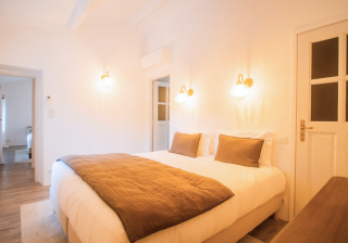 house 17 Rooms for seasonal rent on GORDES (84220)