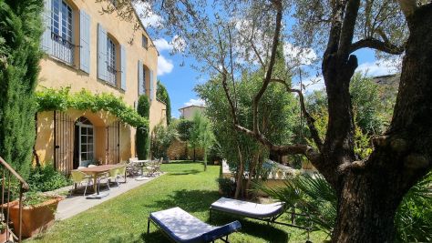 Vente Maison Pernes-les-Fontaines 14&nbsp;Pièces 400&nbsp;m²