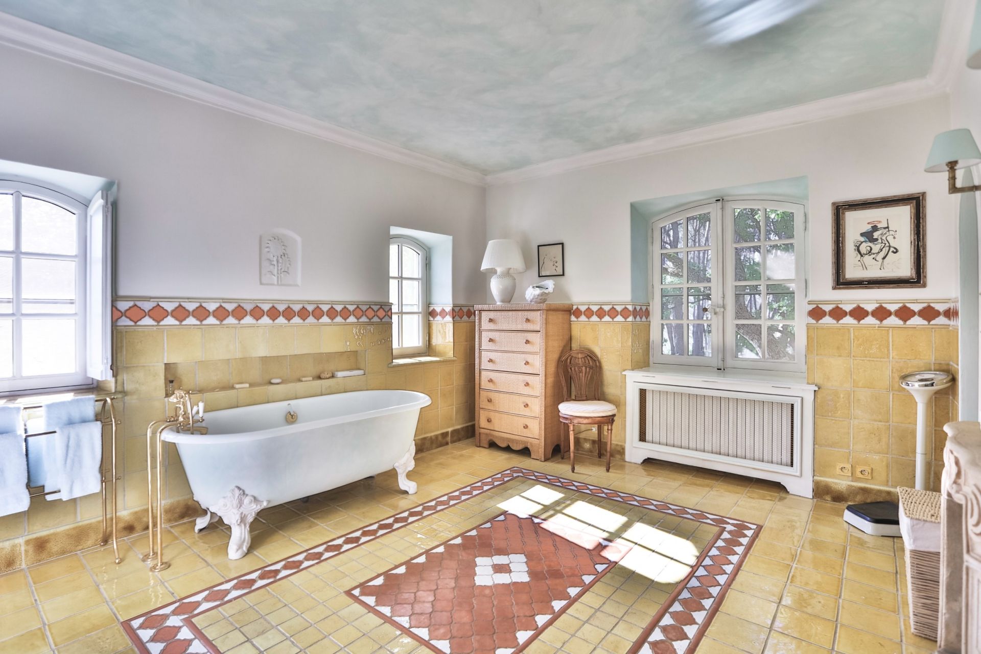 house 11 Rooms for seasonal rent on OPPEDE (84580)