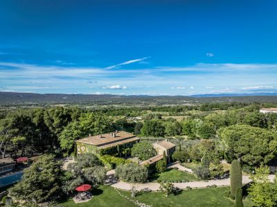 Rental House Oppède 11 Rooms 674 m²