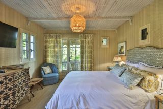 house 11 Rooms for seasonal rent on OPPEDE (84580)