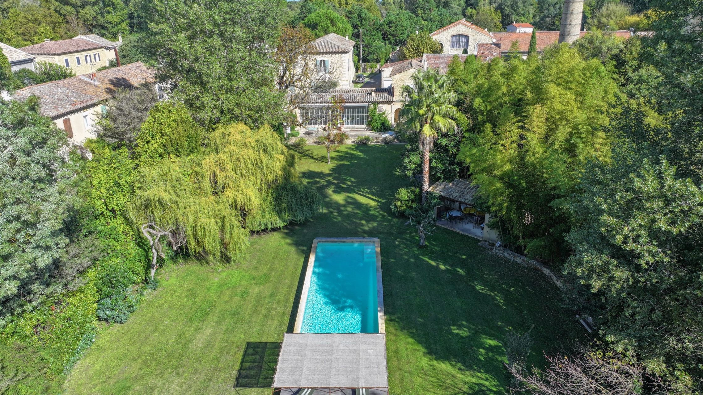 maison 12 Pièces en vente sur ALTHEN DES PALUDS (84210)