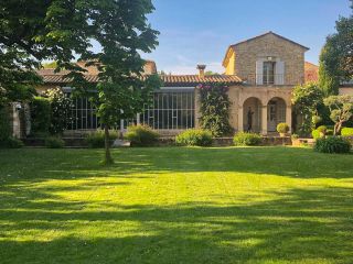 house 12 Rooms for sale on ALTHEN DES PALUDS (84210)