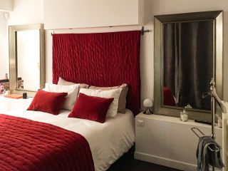 maison 12 Pièces en vente sur ALTHEN DES PALUDS (84210)