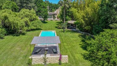 house 12 Rooms for sale on ALTHEN DES PALUDS (84210)
