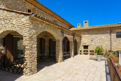 Sale House Simiane-la-Rotonde 20&nbsp;Rooms 522&nbsp;m²