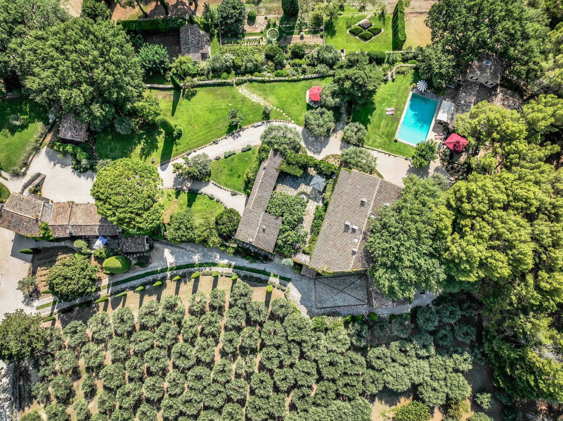 maison 11 Pièces en vente sur OPPEDE (84580)