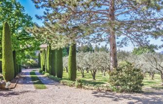 maison 11 Pièces en vente sur OPPEDE (84580)