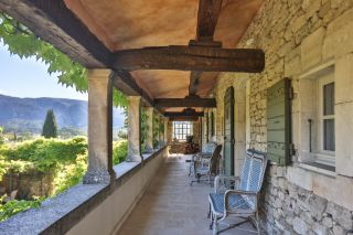 maison 11 Pièces en vente sur OPPEDE (84580)