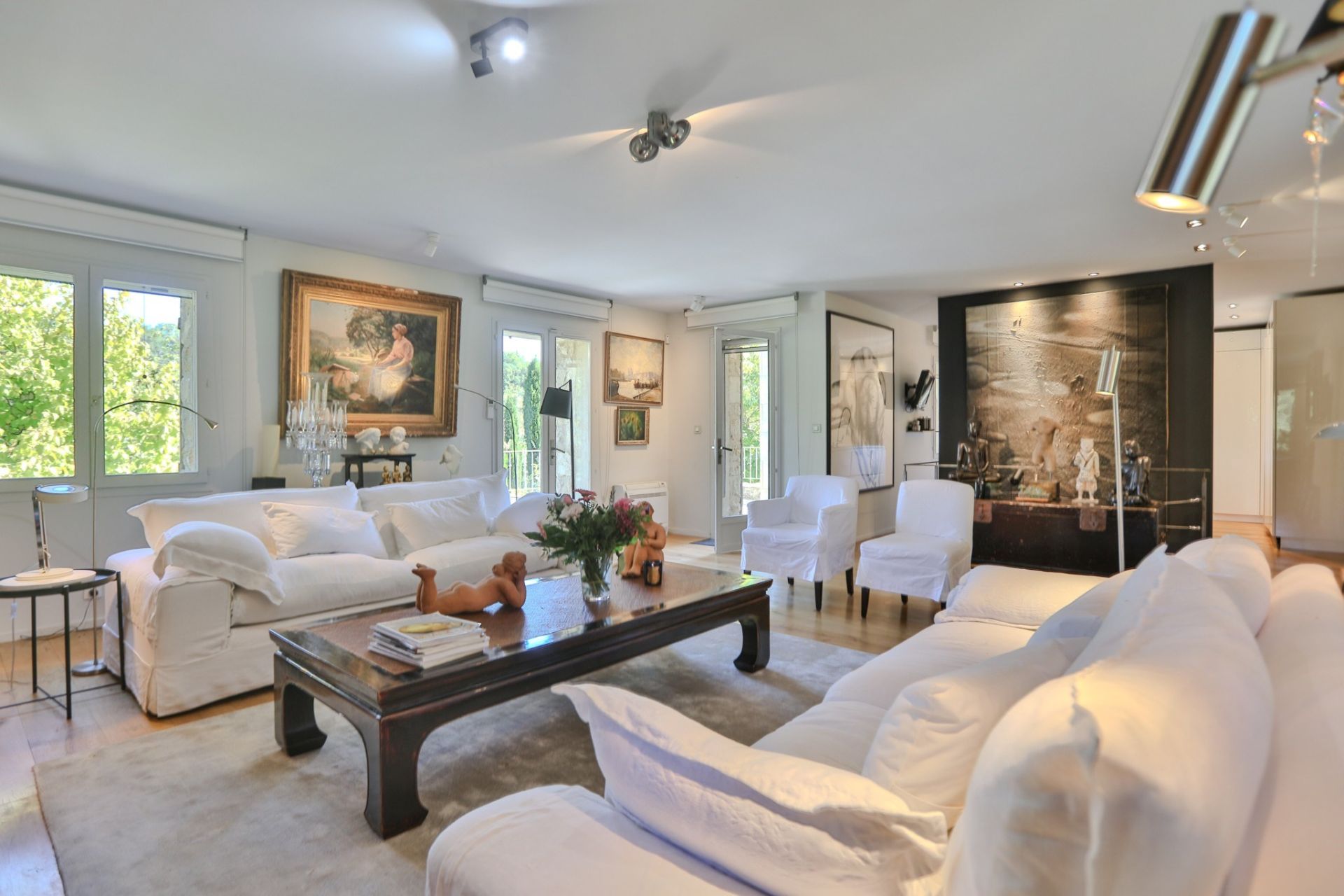 maison 10 Pièces en vente sur BONNIEUX (84480)