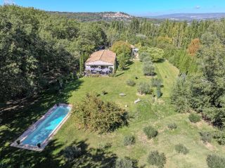 maison 10 Pièces en vente sur BONNIEUX (84480)