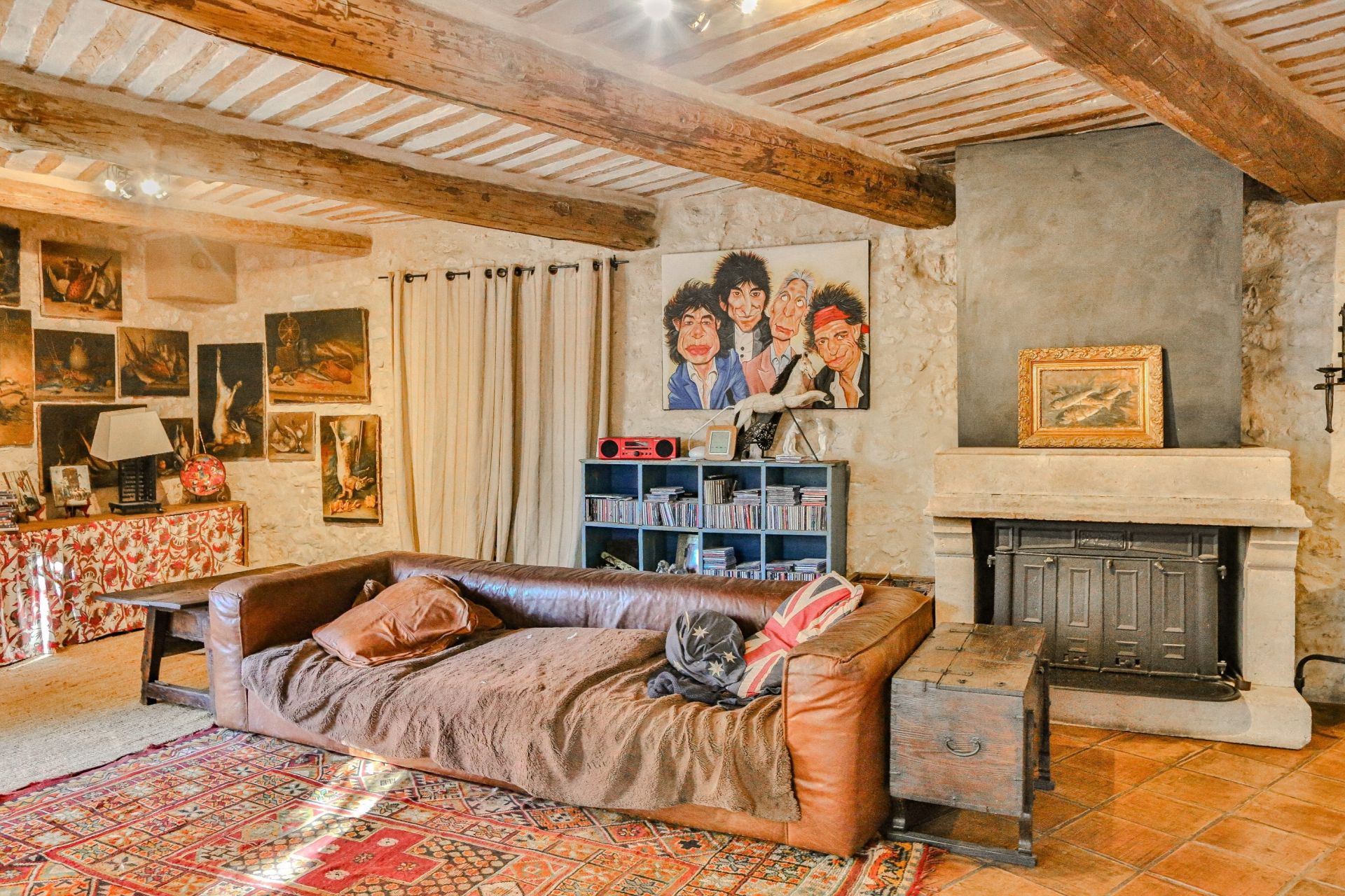 maison 8 Pièces en vente sur L ISLE SUR LA SORGUE (84800)