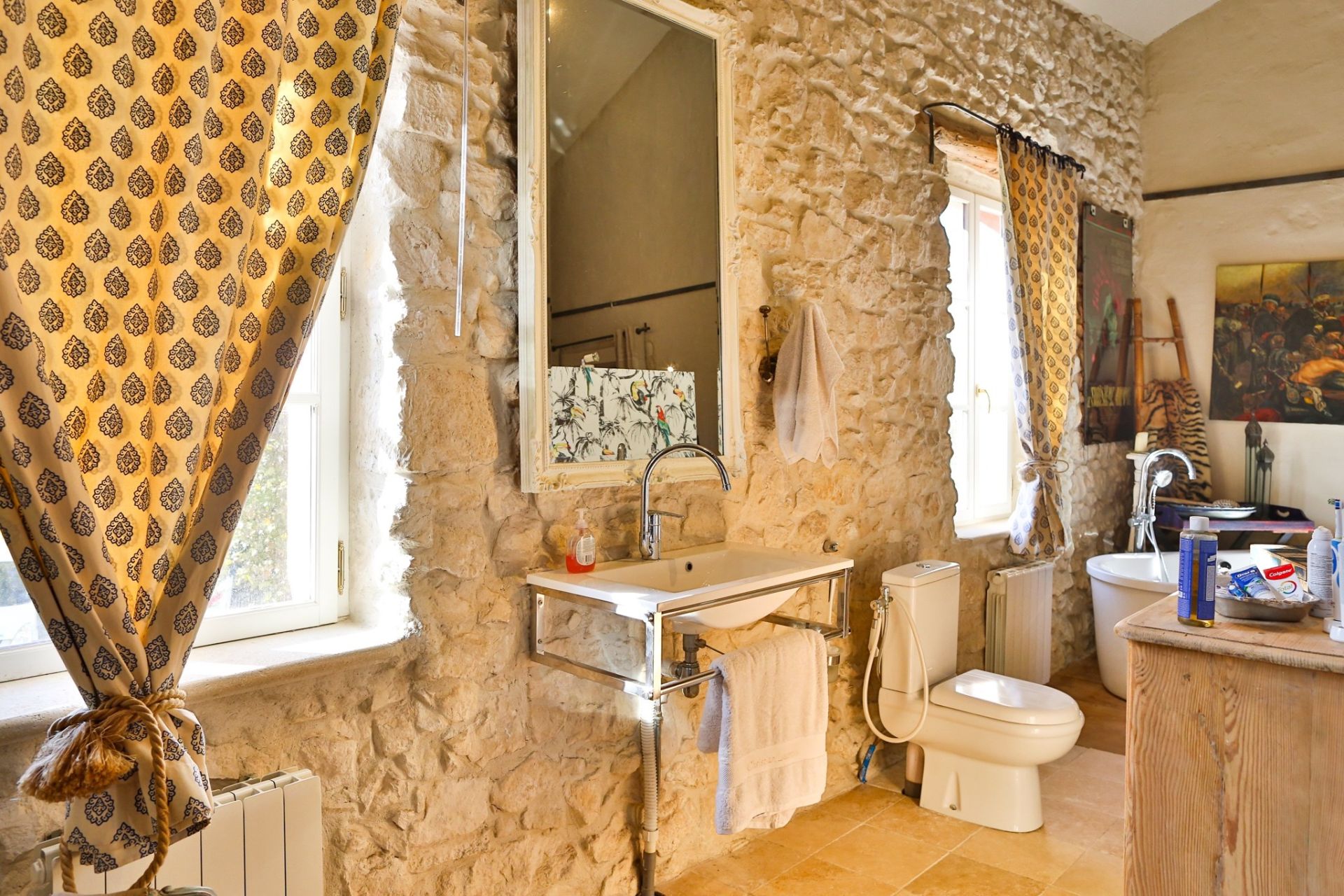 maison 8 Pièces en vente sur L ISLE SUR LA SORGUE (84800)