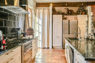 Vente Maison L'Isle-sur-la-Sorgue 8&nbsp;Pièces 250&nbsp;m²