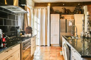 maison 8 Pièces en vente sur L ISLE SUR LA SORGUE (84800)