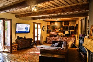 maison 8 Pièces en vente sur L ISLE SUR LA SORGUE (84800)