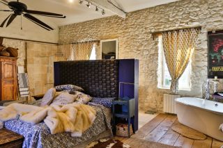 maison 8 Pièces en vente sur L ISLE SUR LA SORGUE (84800)