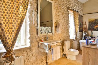 maison 8 Pièces en vente sur L ISLE SUR LA SORGUE (84800)