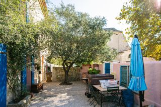 maison 8 Pièces en vente sur L ISLE SUR LA SORGUE (84800)