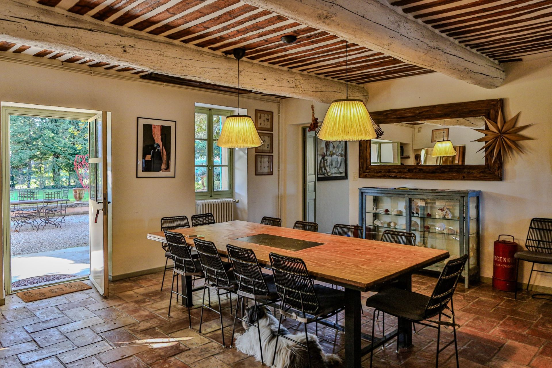 house 15 Rooms for sale on LES VIGNERES (84300)