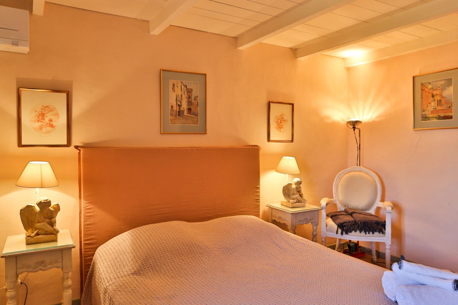 maison 15 Pièces en vente sur L ISLE SUR LA SORGUE (84800)