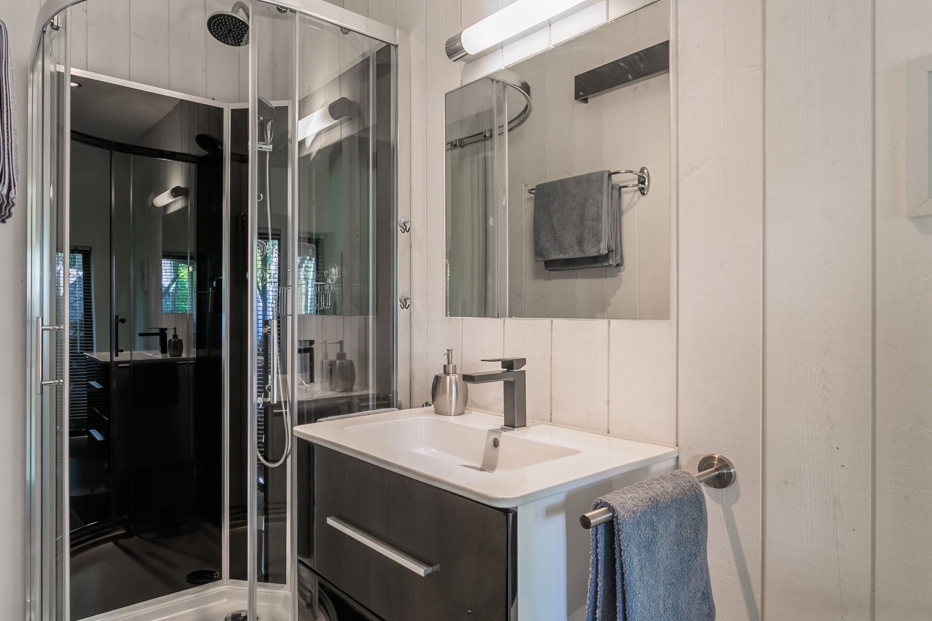maison 12 Pièces en vente sur L ISLE SUR LA SORGUE (84800)