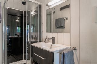 house 12 Rooms for sale on L ISLE SUR LA SORGUE (84800)