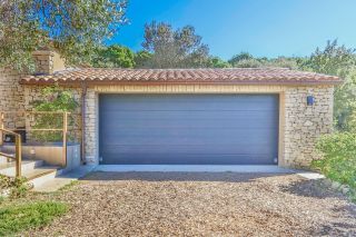 house 6 Rooms for sale on SAUMANE DE VAUCLUSE (84800)