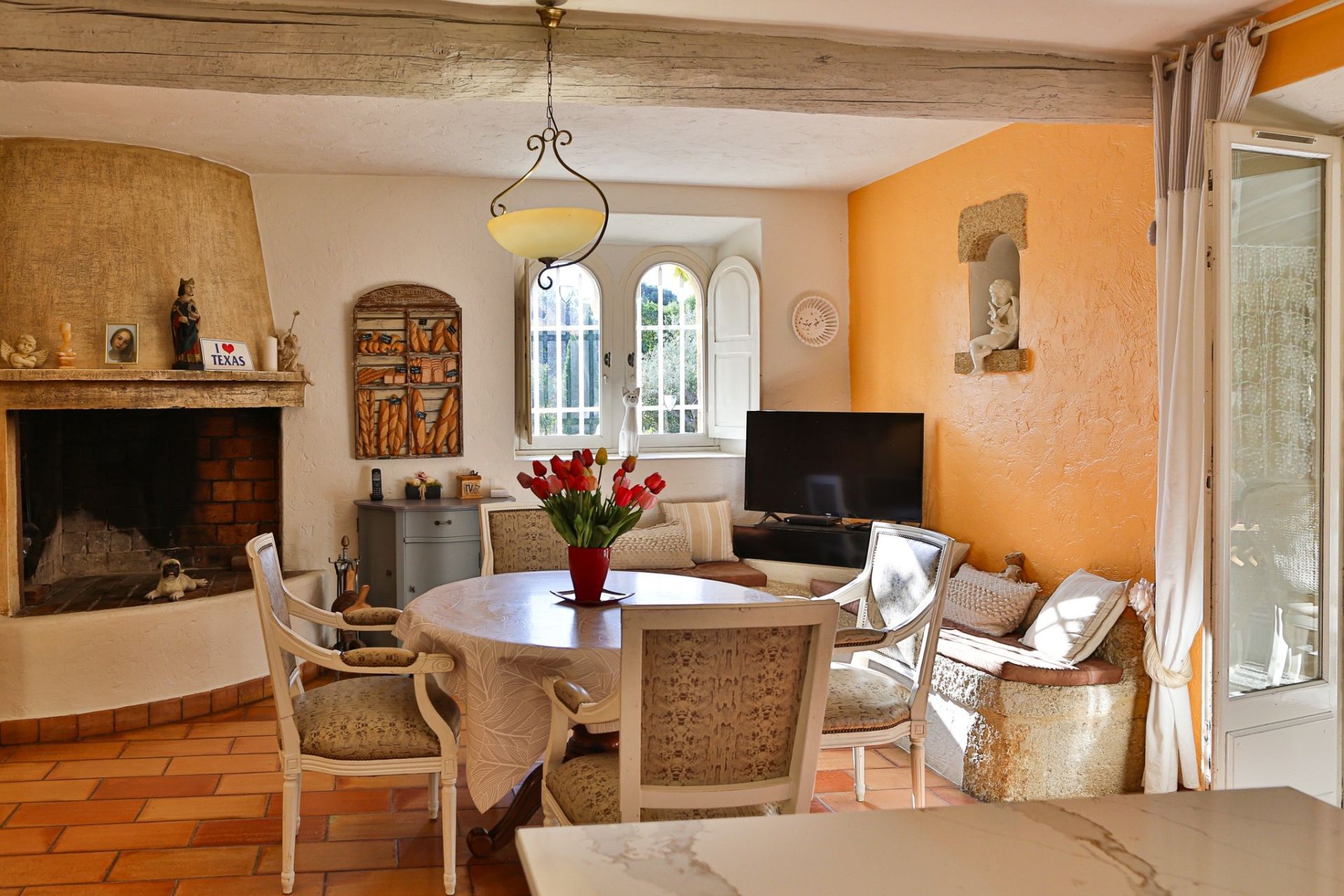 house 19 Rooms for sale on TAILLADES (84300)