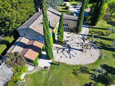 Sale House Taillades 19 Rooms 311 m²