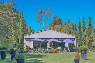 house 4 Rooms for seasonal rent on BONNIEUX (84480)