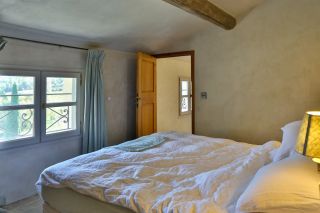 house 12 Rooms for sale on MORMOIRON (84570)