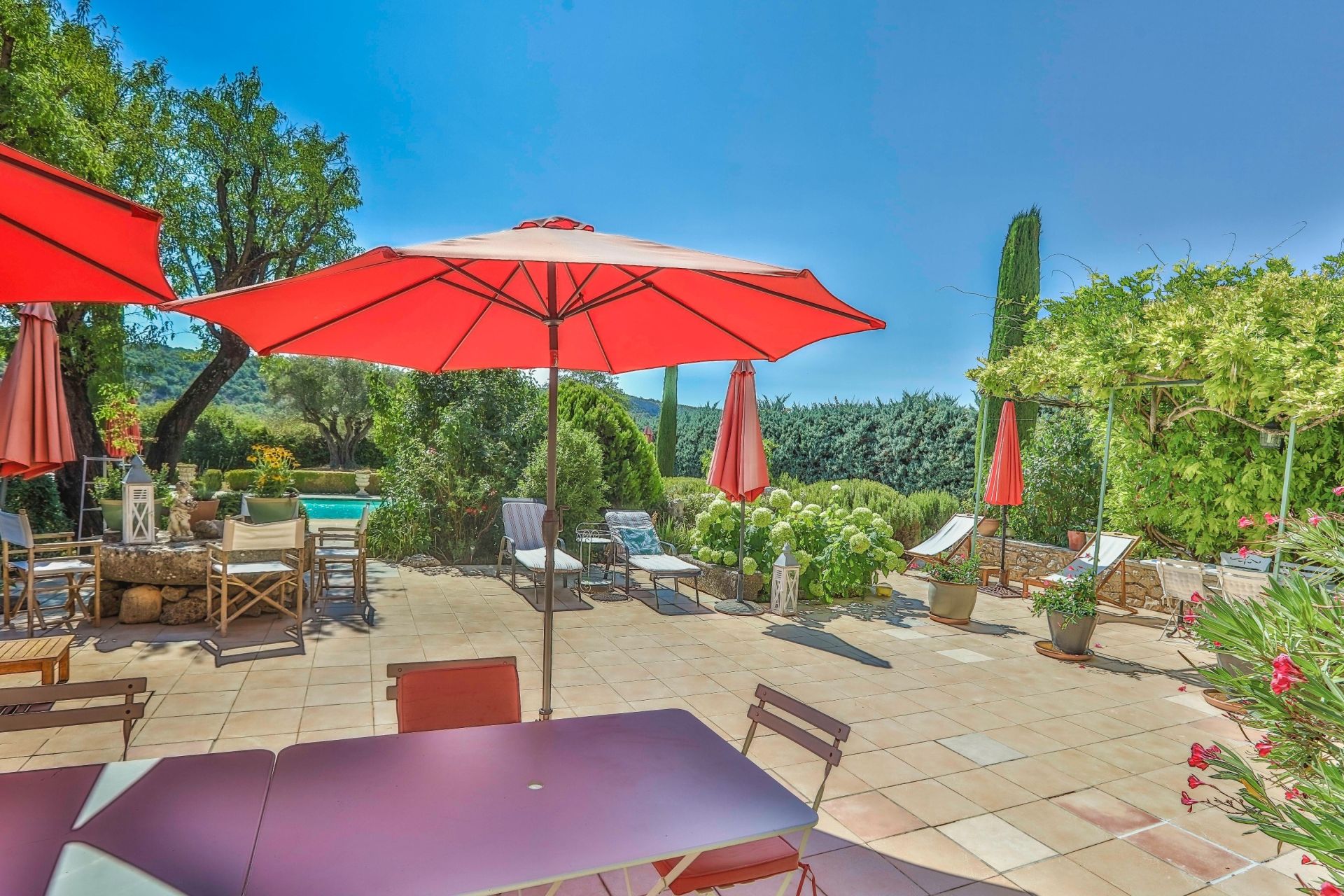 maison 20 Pièces en vente sur VIENS (84750)